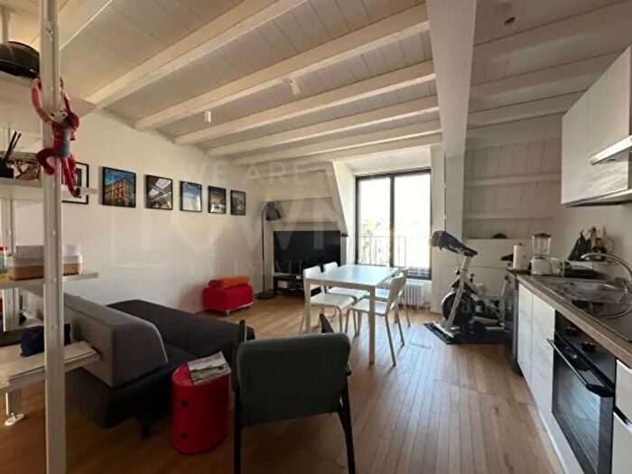 Appartamento trilocale in affitto in Via Antonio Fogazzaro, Milano