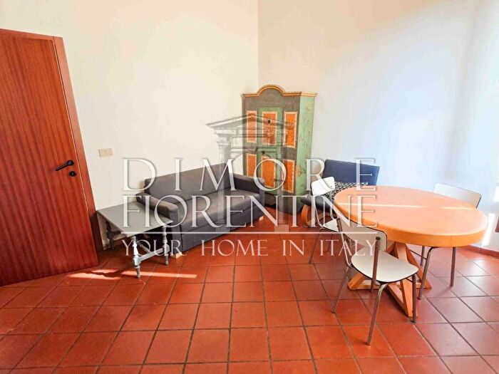 Appartamento quadrilocale in affitto in Via Brunetto Latini, Le Cure, Firenze