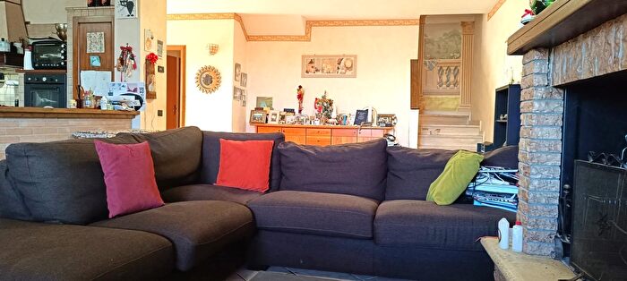 Casa con 12 locali in vendita in Via Rimembranze, Amelia