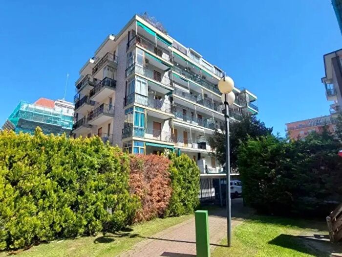 Appartamento bilocale in vendita in Via Ponti, Borghetto Santo Spirito