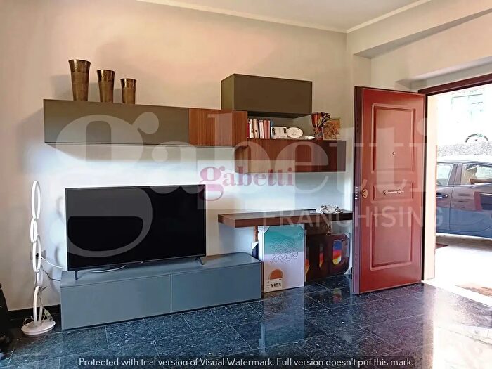 Appartamento trilocale in vendita in Via C Battisti, Rende