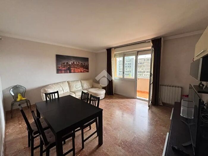 Appartamento quadrilocale in vendita in Via Enrico Fermi, Genova