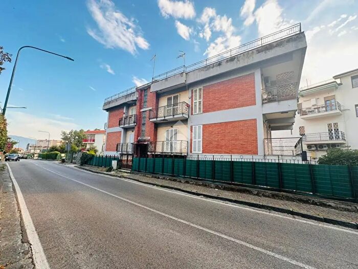 Appartamento trilocale in vendita in Via Tironi, Torre Del Greco