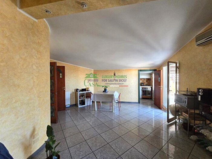 Appartamento in vendita in Gela