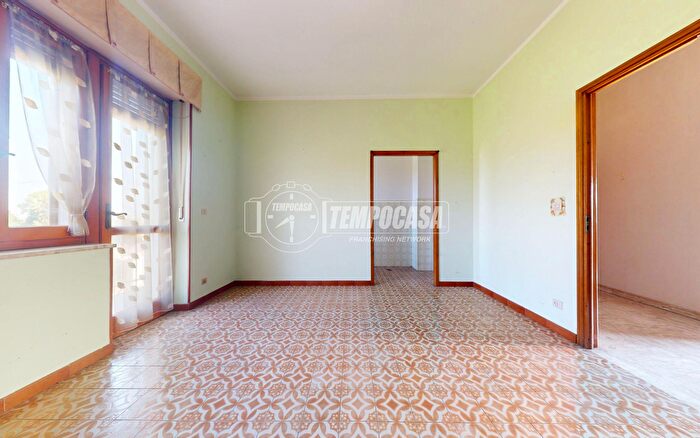 Appartamento quadrilocale in vendita in Via Castelletto Stura, Cuneo