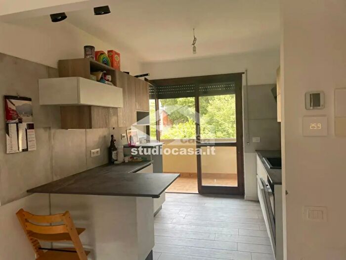 Appartamento quadrilocale in vendita in Via Guido Poli, Trento
