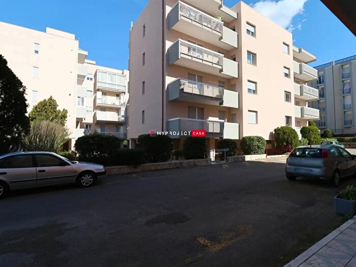 Appartamento quadrilocale in vendita in Via Madonna Piccola, Martina Franca