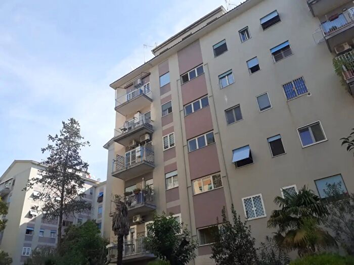 Appartamento bilocale in vendita in Via Ivanoe Bonomi, Roma