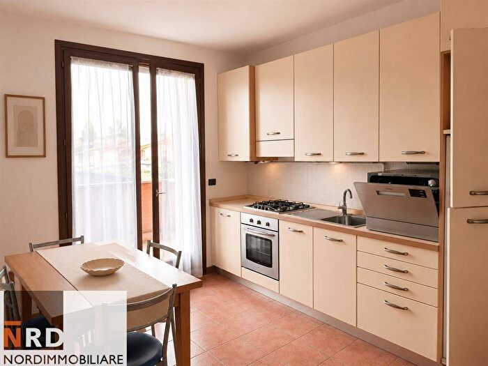 Appartamento bilocale in affitto in Viale Europa, Eremo, Curtatone