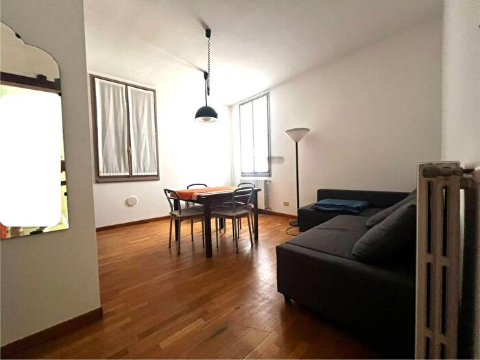 Appartamento trilocale in affitto in Centro, Mantova