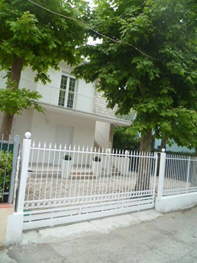 Appartamento quadrilocale in affitto in Viale Gioacchino Rossini, Alba Mare, Riccione