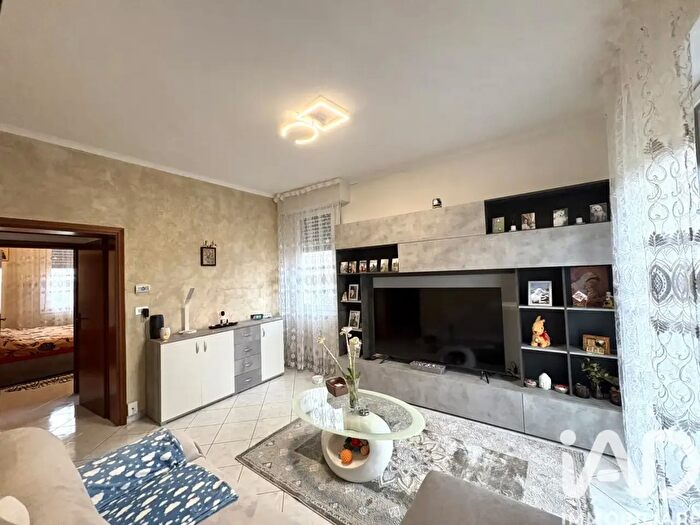 Appartamento trilocale in vendita in Via Villanova, San Felice Sul Panaro