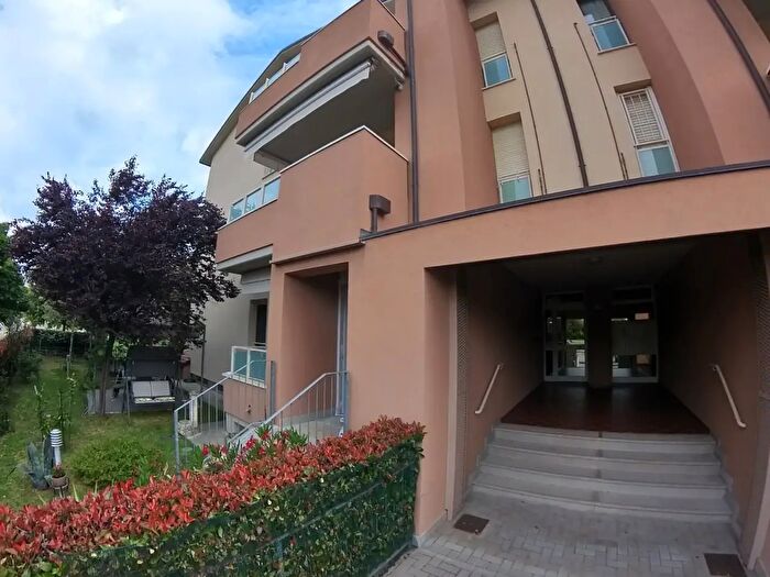 Appartamento quadrilocale in affitto in Imola