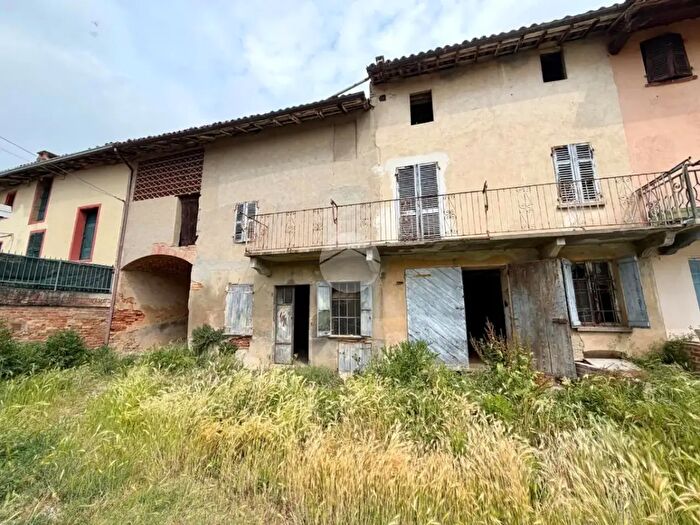 Casa bilocale in vendita in Via Medico Balliano, Grana Monferrato