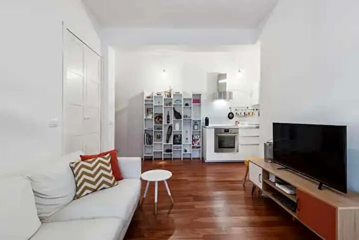 Appartamento monolocale in affitto in Via Luigi Canonica, Milano