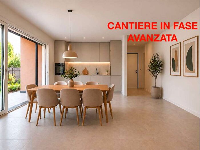 Appartamento trilocale in vendita in Via Ariosto, Cadorago Caslino Al Piano, Cadorago