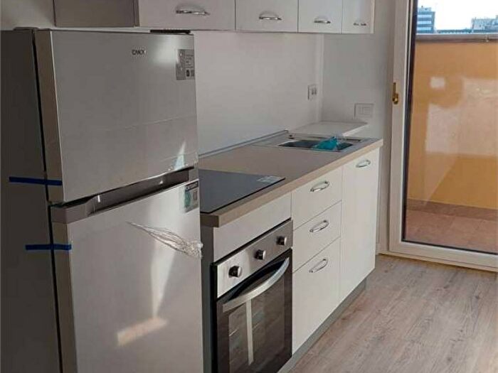 Appartamento monolocale in affitto in VIA MERCADANTE, Centro, Varese