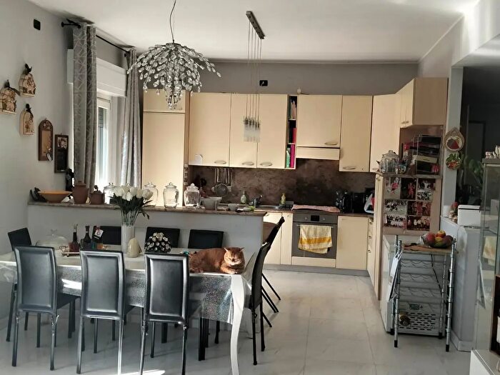 Appartamento con 5 locali in vendita in Castelnuovo Magra