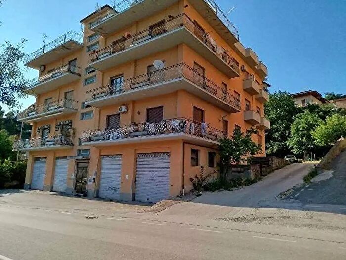 Appartamento con 5 locali in vendita in Via Ripagallo, Ponte