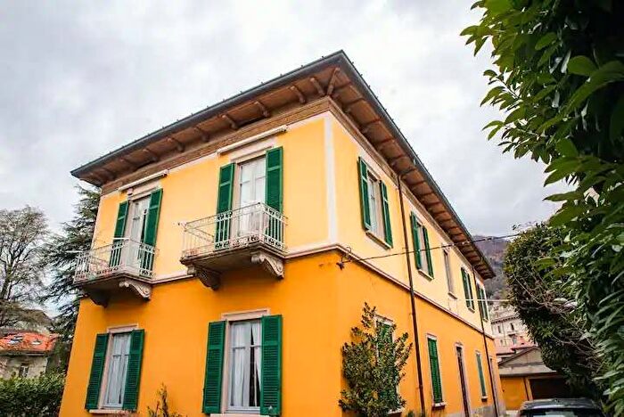 Appartamento quadrilocale in affitto in Via Don Giovanni Minzoni, Borghi, Como