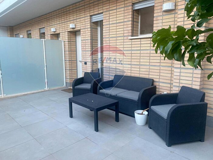 Appartamento trilocale in affitto in Piazzale del Verano, Roma