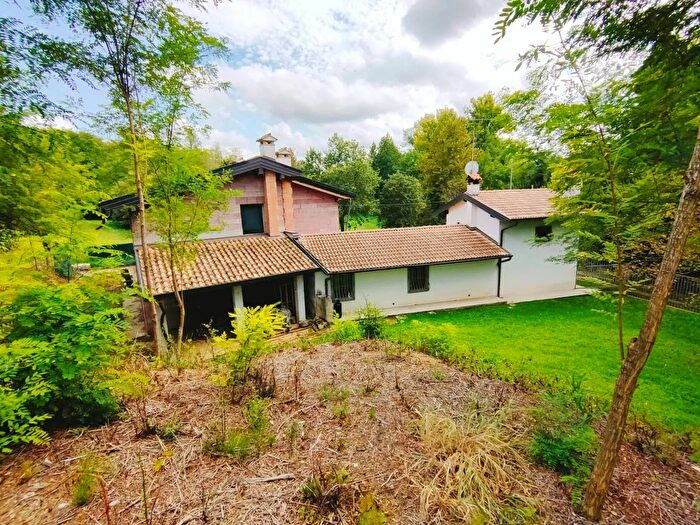 Casa con 5 locali in vendita in Via Casali Liola Pagnacco, Pagnacco