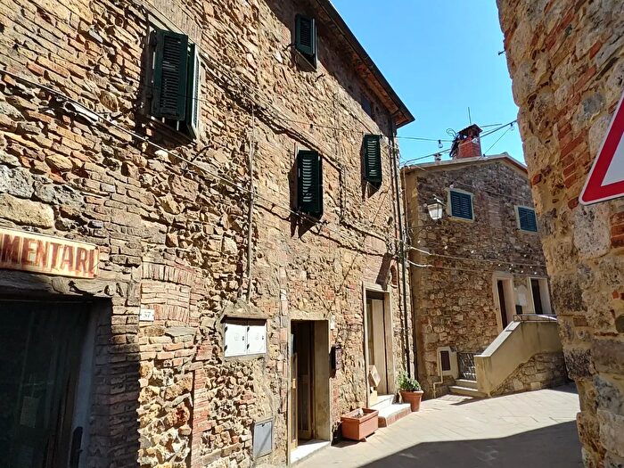 Casa in vendita in Campagnatico