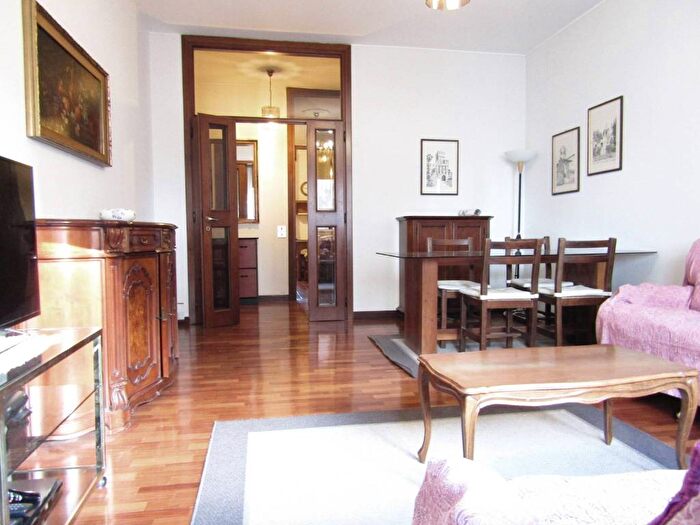 Appartamento trilocale in affitto in Via Antonio Fontanesi, Gambara, Milano