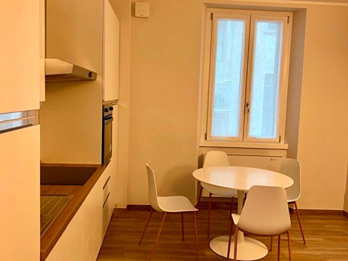 Appartamento trilocale in affitto in Via San Francesco dAssisi, Centro, Varese