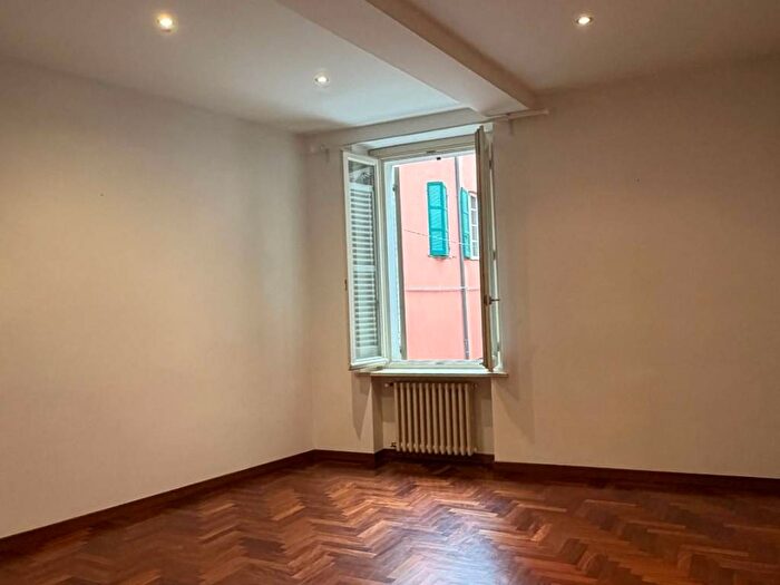 Appartamento quadrilocale in affitto in Strada SantAnna, Centro Storico, Parma