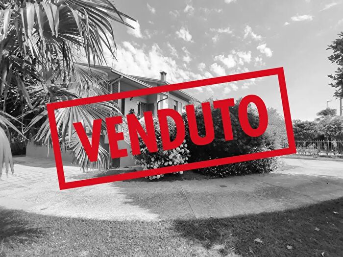 Casa con 5 locali in vendita in Via Brussa, Caorle