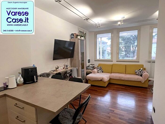 Appartamento bilocale in affitto in Via Giuseppe Mazzini, Centro, Gallarate