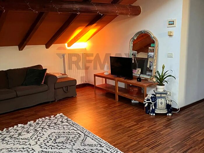 Appartamento quadrilocale in vendita in Via Giovanni Pascoli, Salsomaggiore Terme