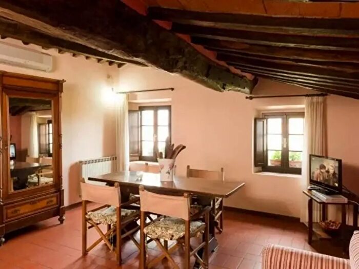 Appartamento trilocale in affitto in Lucca