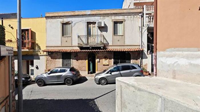 Appartamento bilocale in vendita in Via Messina Faro Superiore, Messina