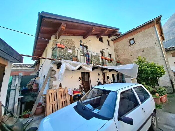 Case in Vendita e in Affitto - 3