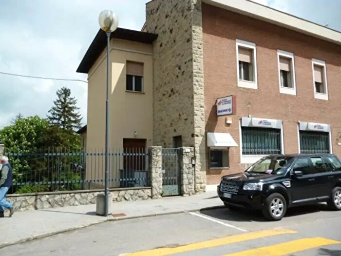 Appartamento quadrilocale in vendita in Via Francesco Crispi, Carpineti