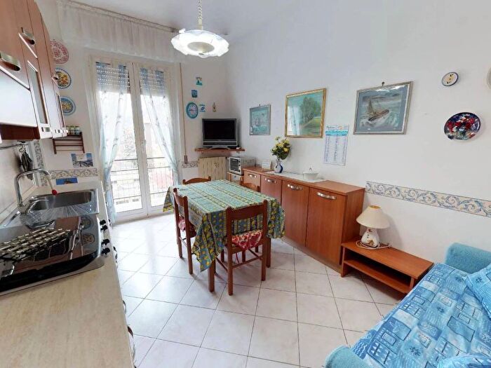 Appartamento bilocale in affitto in Corso Europa, Borghetto Santo Spirito