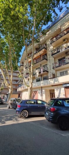 Appartamento con 5 locali in vendita in Via EPerito, Eboli