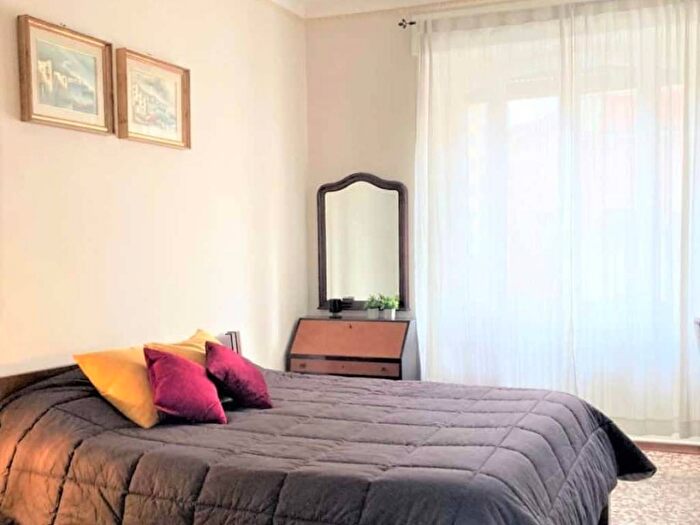 Appartamento bilocale in affitto in Via Nino Oxilia, Pasteur, Milano