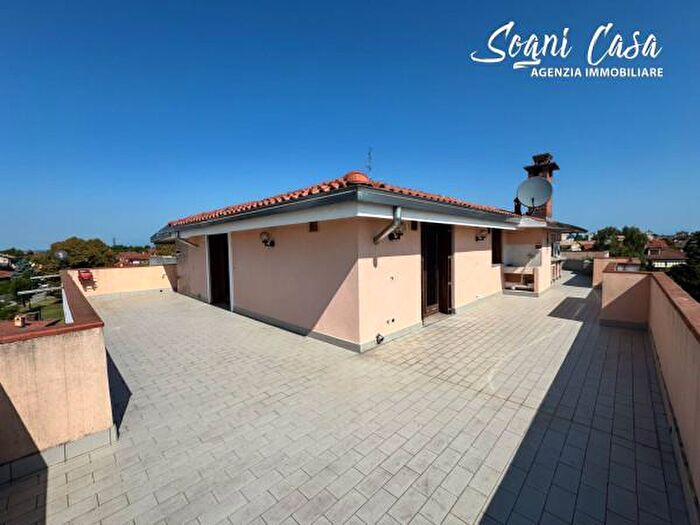 Appartamento trilocale in vendita in Corso Giacomo Matteotti, Oleggio