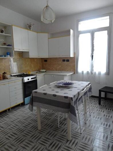 Appartamento con 5 locali in affitto in Via Scapolo, Madonna Pellegrina, Padova