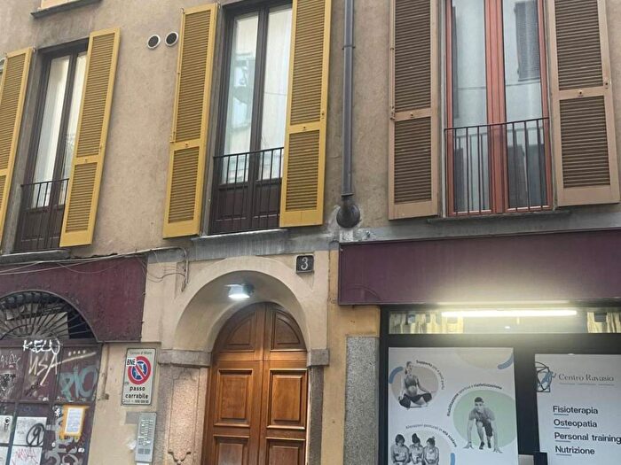 Case in Vendita e in Affitto - 2