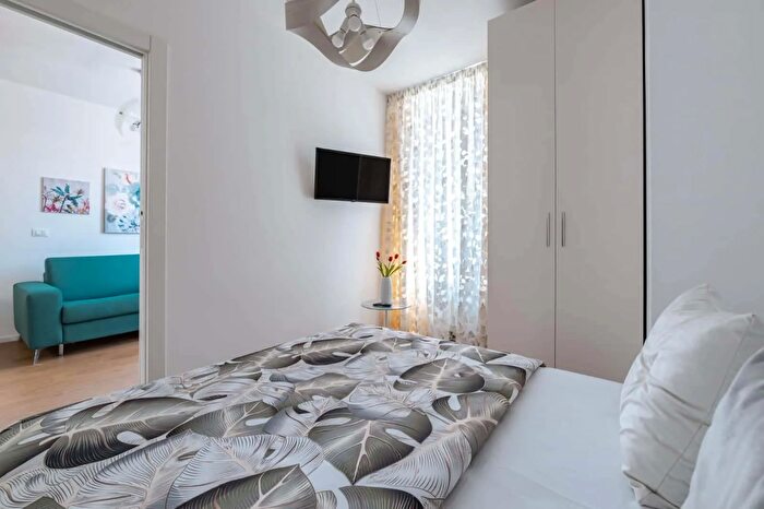 Appartamento monolocale in affitto in Via Muzio Attendolo Detto Sforza, Milano