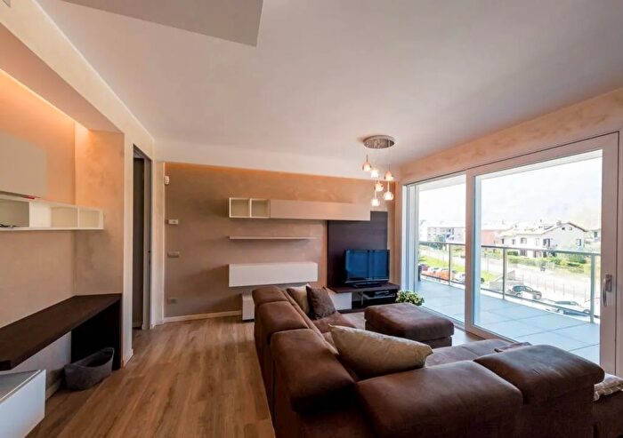 Appartamento trilocale in vendita in Via Cantarelli Lecco, Lecco