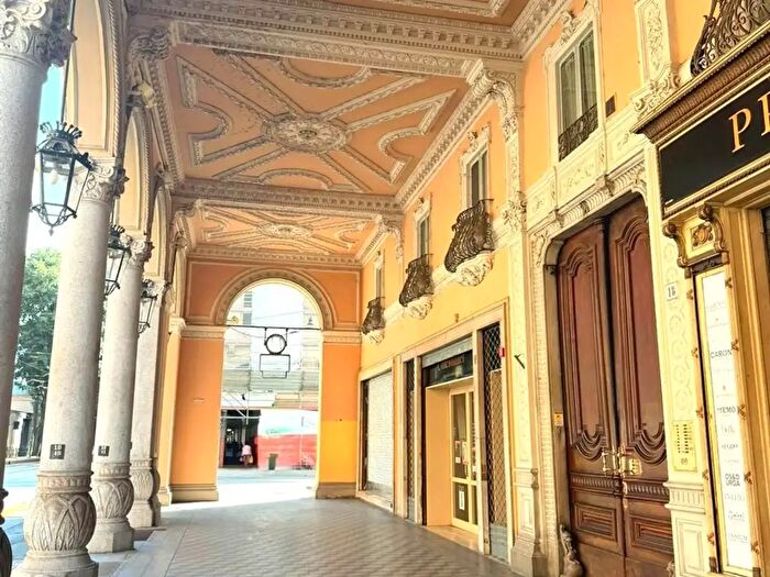 Appartamento quadrilocale in affitto in Torino