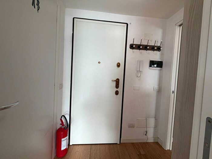 Appartamento bilocale in affitto in Viale Famagosta, Famagosta, Milano