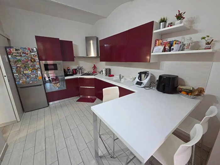 Casa con 6 locali in vendita in Mirandola