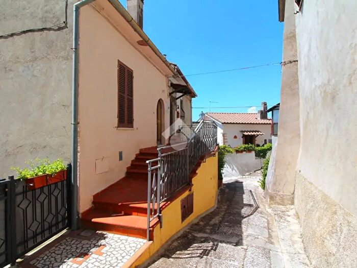 Casa trilocale in vendita in Vocabolo Coppe, Stroncone