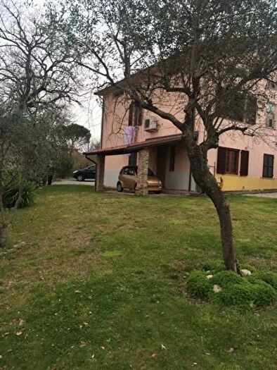 Casa con 12 locali in vendita in San Giorgio di Pesaro, Terre Roveresche